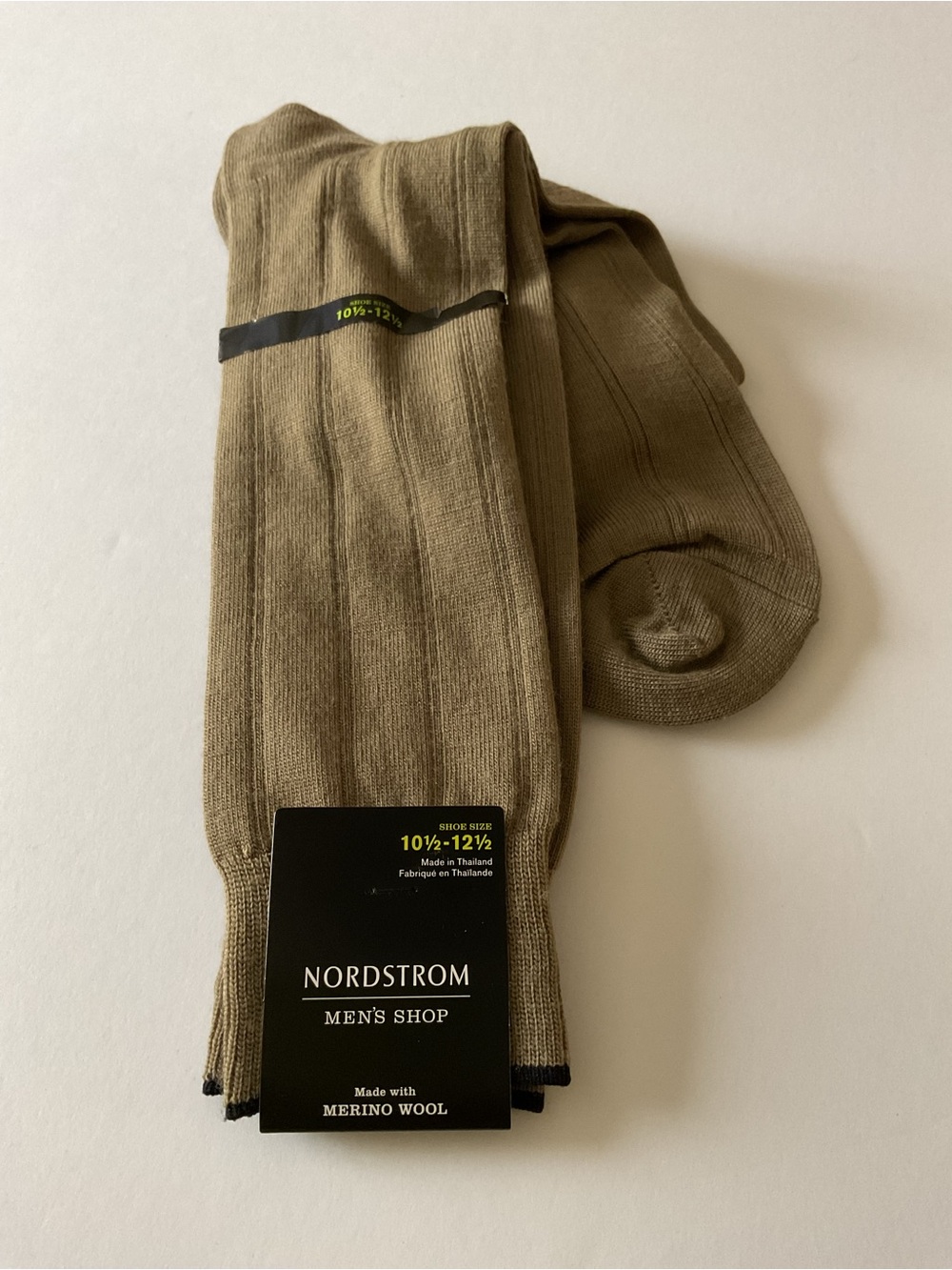 NORDSTROM MENS MERINO WOOL MID CALF SOCKS TAUPE SIZE LARGE NWT
